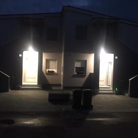Apartman Petra 1 Вир Экстерьер фото